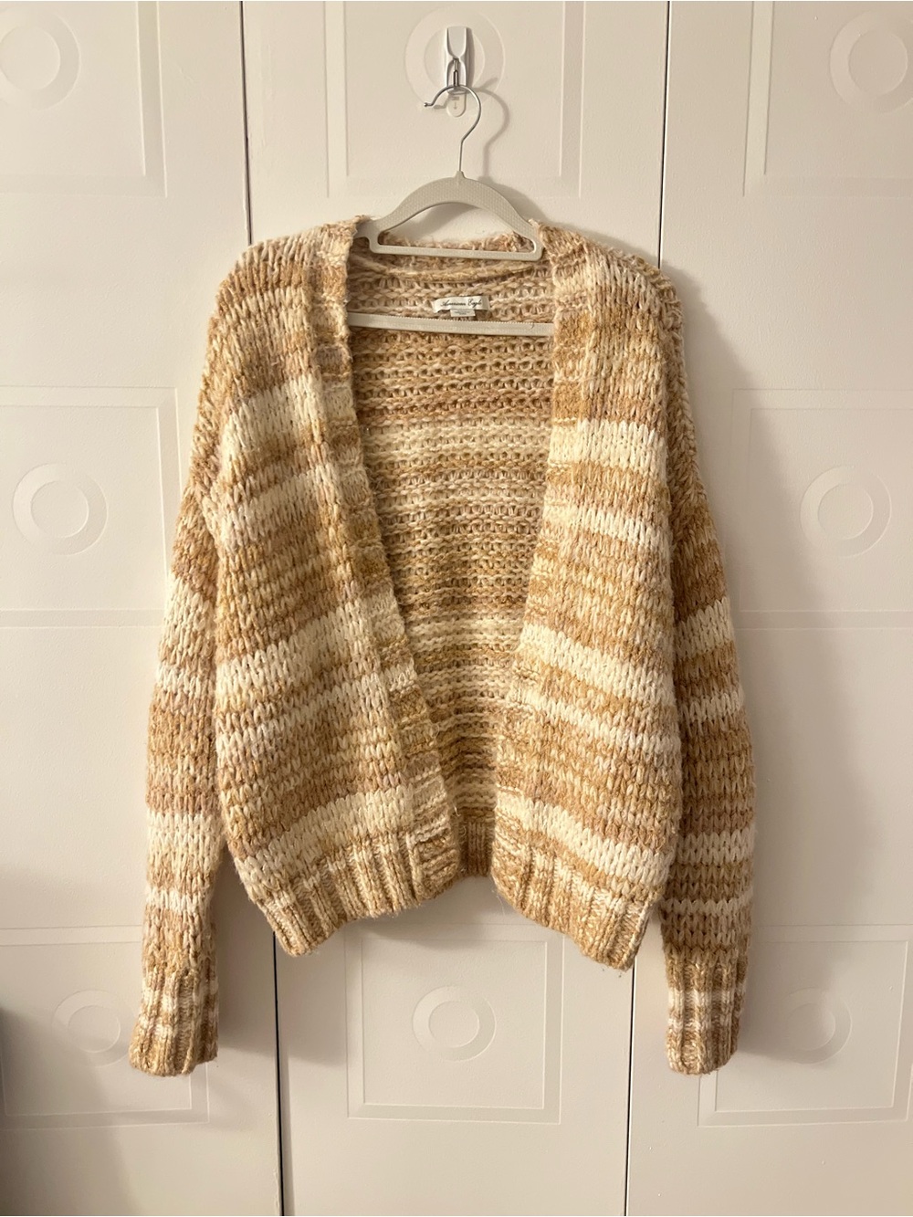 American Eagle Chunky Open-Front Striped Cardigan Sweater Cream & Tan Size Small